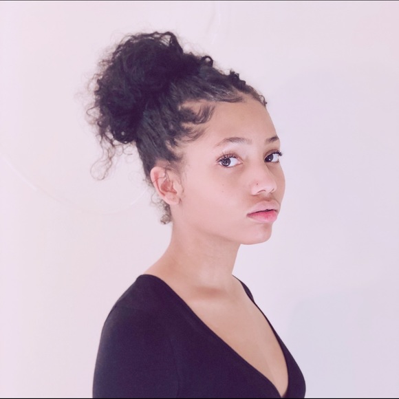 Meet your Posher, Soraya - Picture 2 of 5